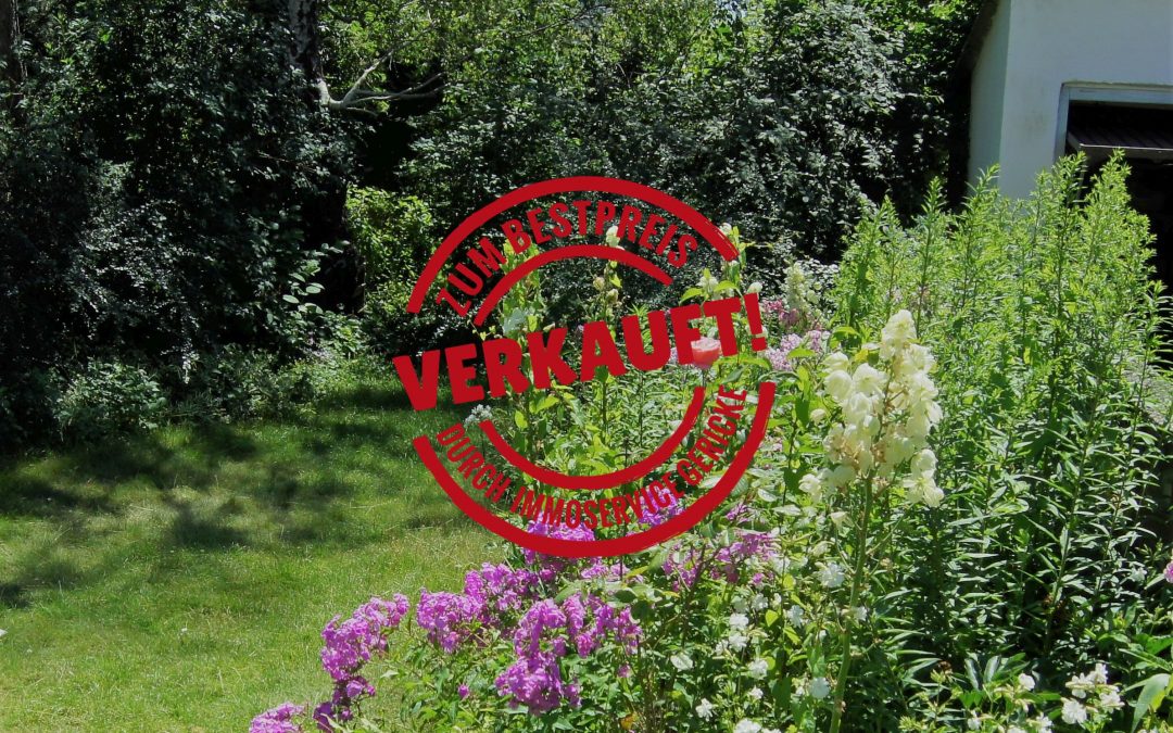Verkauft! -Moosach: Reiheneckhaus mit 6 Zimmern und Hobbyraum